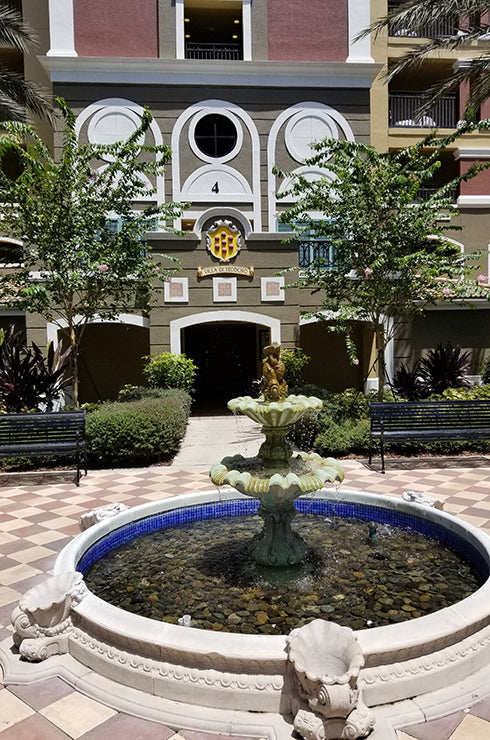 THE HOTEL AND RESORT HOPPERS
